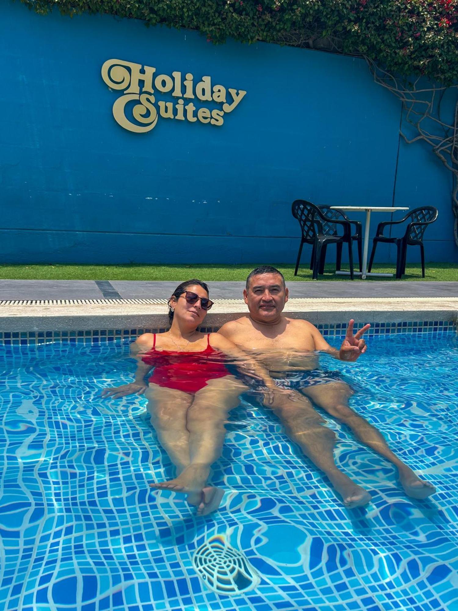 Holiday Suites Tacna Luaran gambar